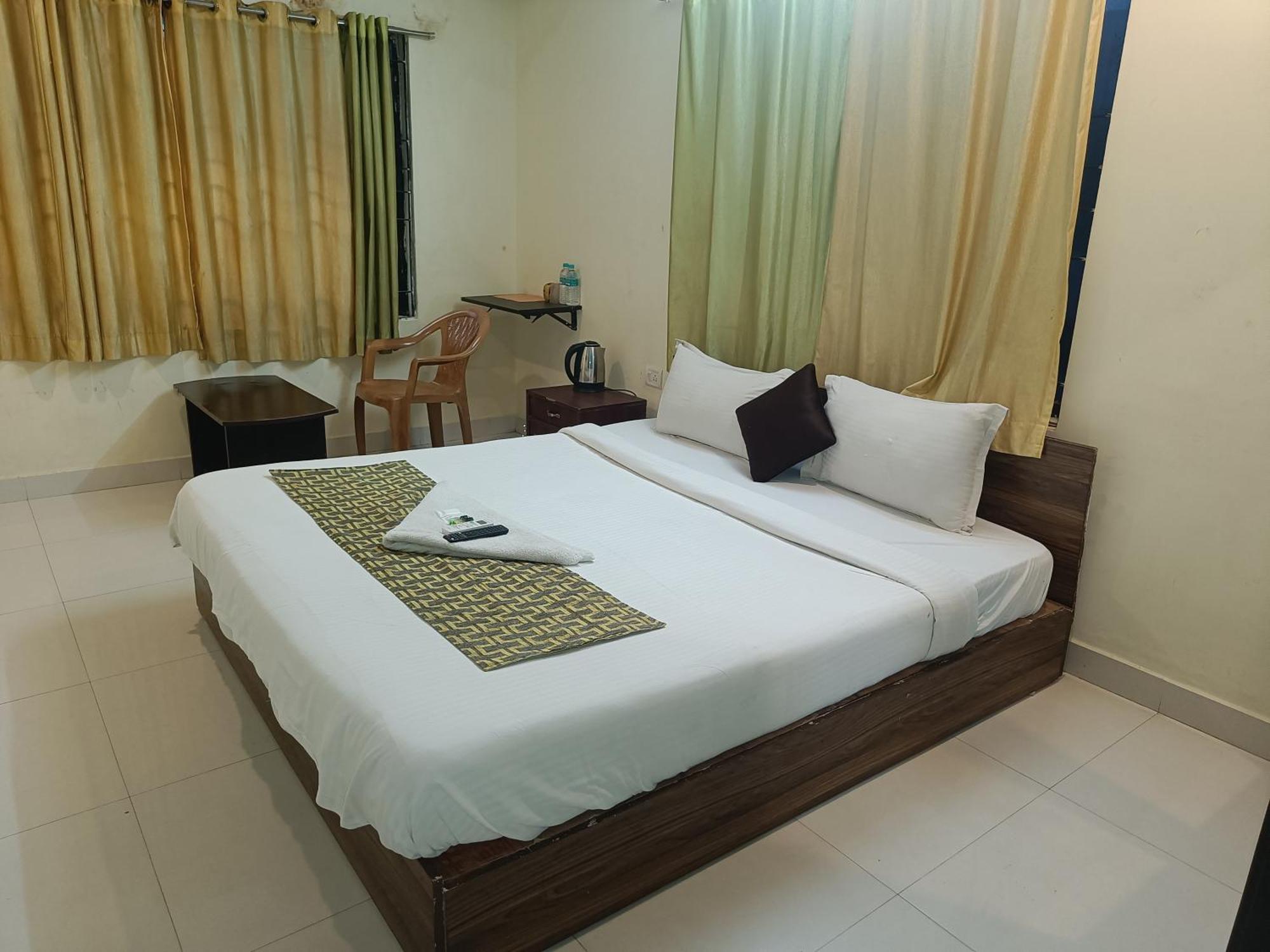 Green Tree Hotel-Near Vfs Global And Ramee Mall Csennai Kültér fotó